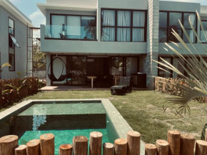 Housi, condo beira mar em Milagres